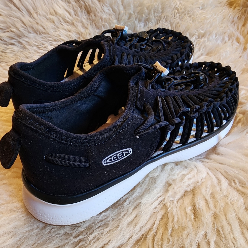 Keen Shoes